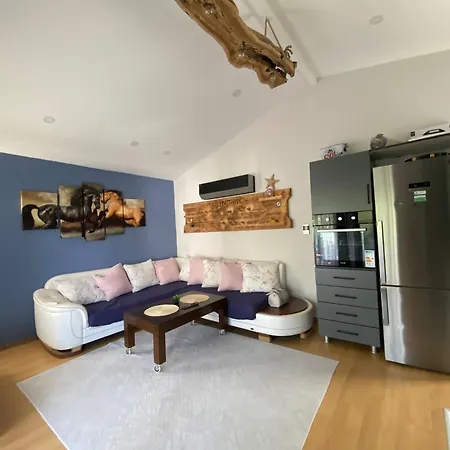 Eyluel House Holiday home *